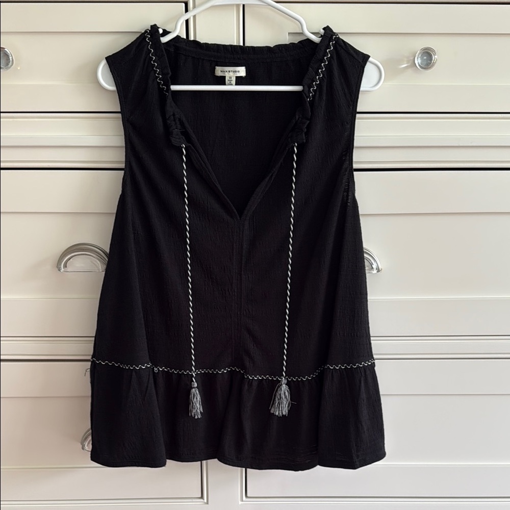 Max Studio Tank